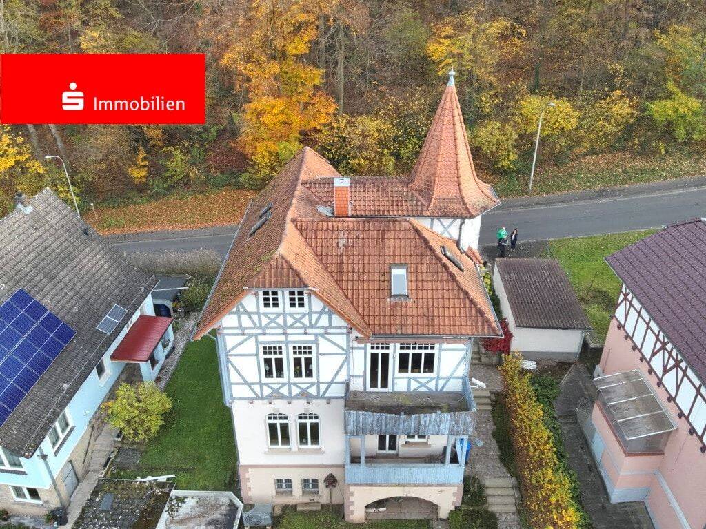 Repräsentative Villa in gefragter Lage – Büro-/Praxisetage mit sep. Wohnung, 34212 Melsungen