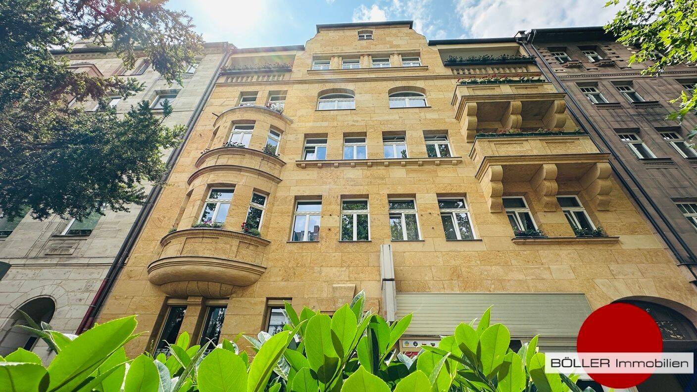 Südstadtflair! Schöne 3,5-Zi. Altbauwohnung im Erstbezug mit Einbauküche & Balkon!, 90459 Nürnberg