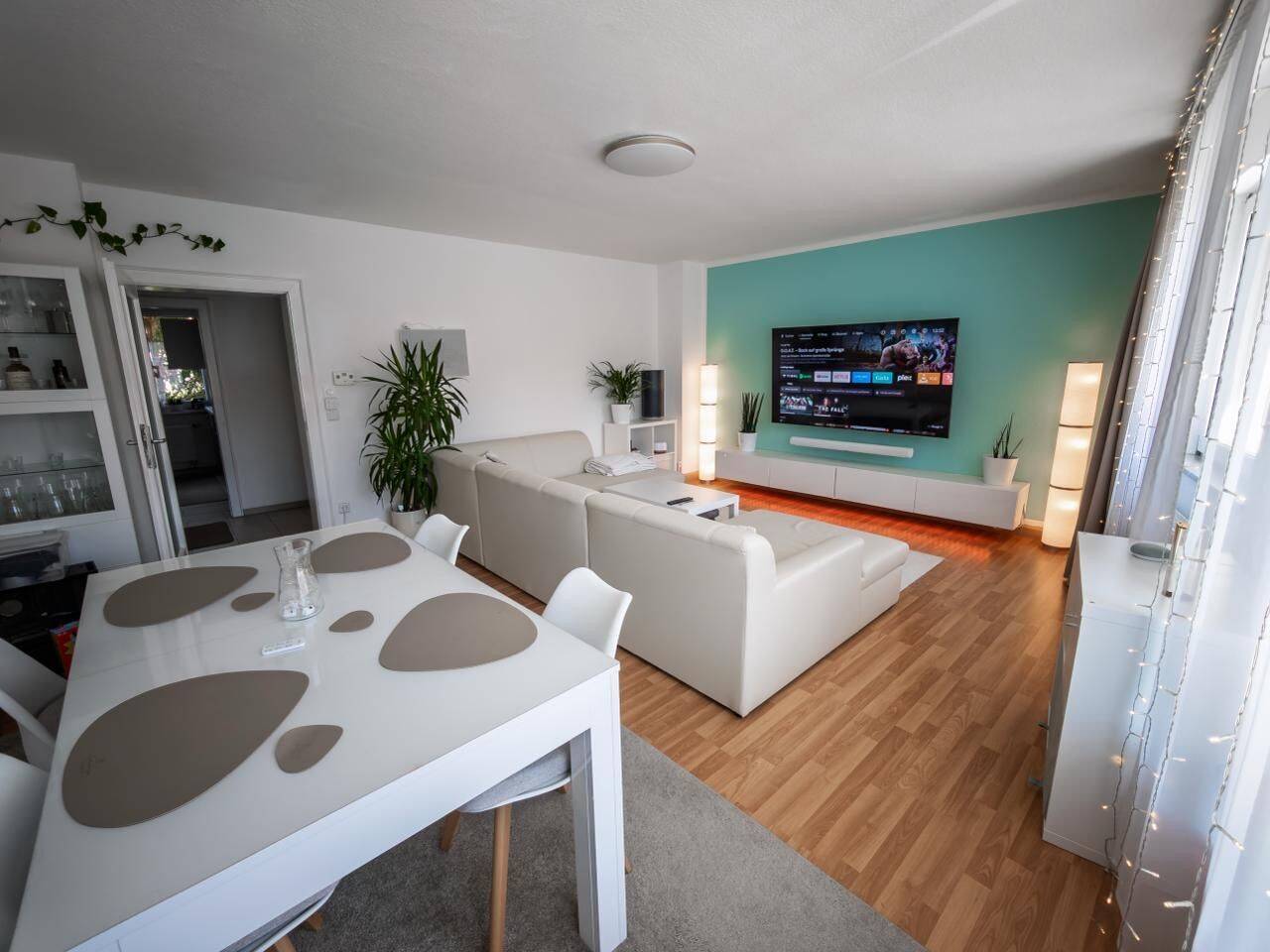 Moderne, lichtdurchflutete und großzügigen 2 Zimmer WHG in beliebter Umgebung, 90439 Nürnberg (Großreuth bei Schweinau Schweinau Sankt Leonhard Sündersbühl)