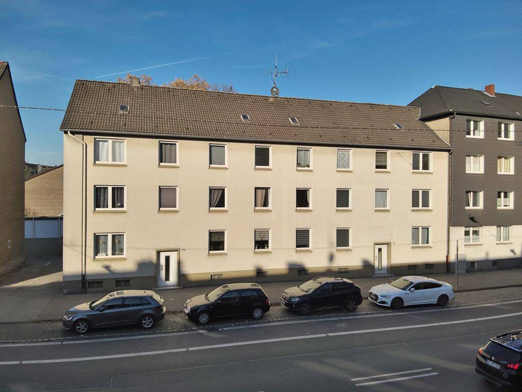 Gepflegtes Mehrfamilienhaus mit 13 Einheiten und 10 Garagen, 45888 Gelsenkirchen (Bulmke-Hüllen)