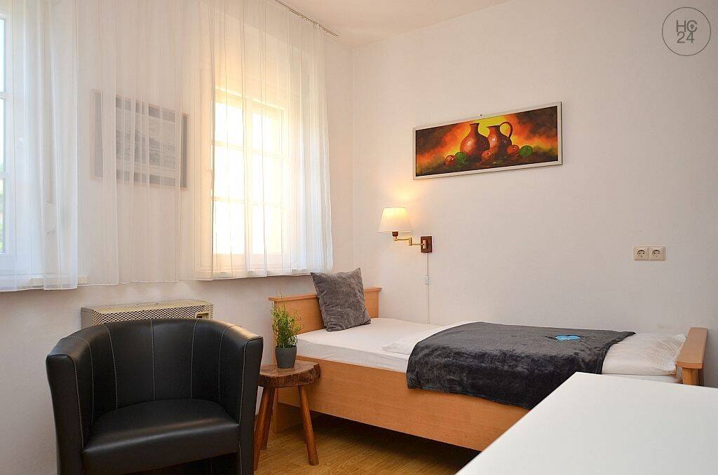 Freundlich möbliertes WG-Zimmer in Würzburg/Altstadt mit Terrasse, 97070 Würzburg (Altstadt)