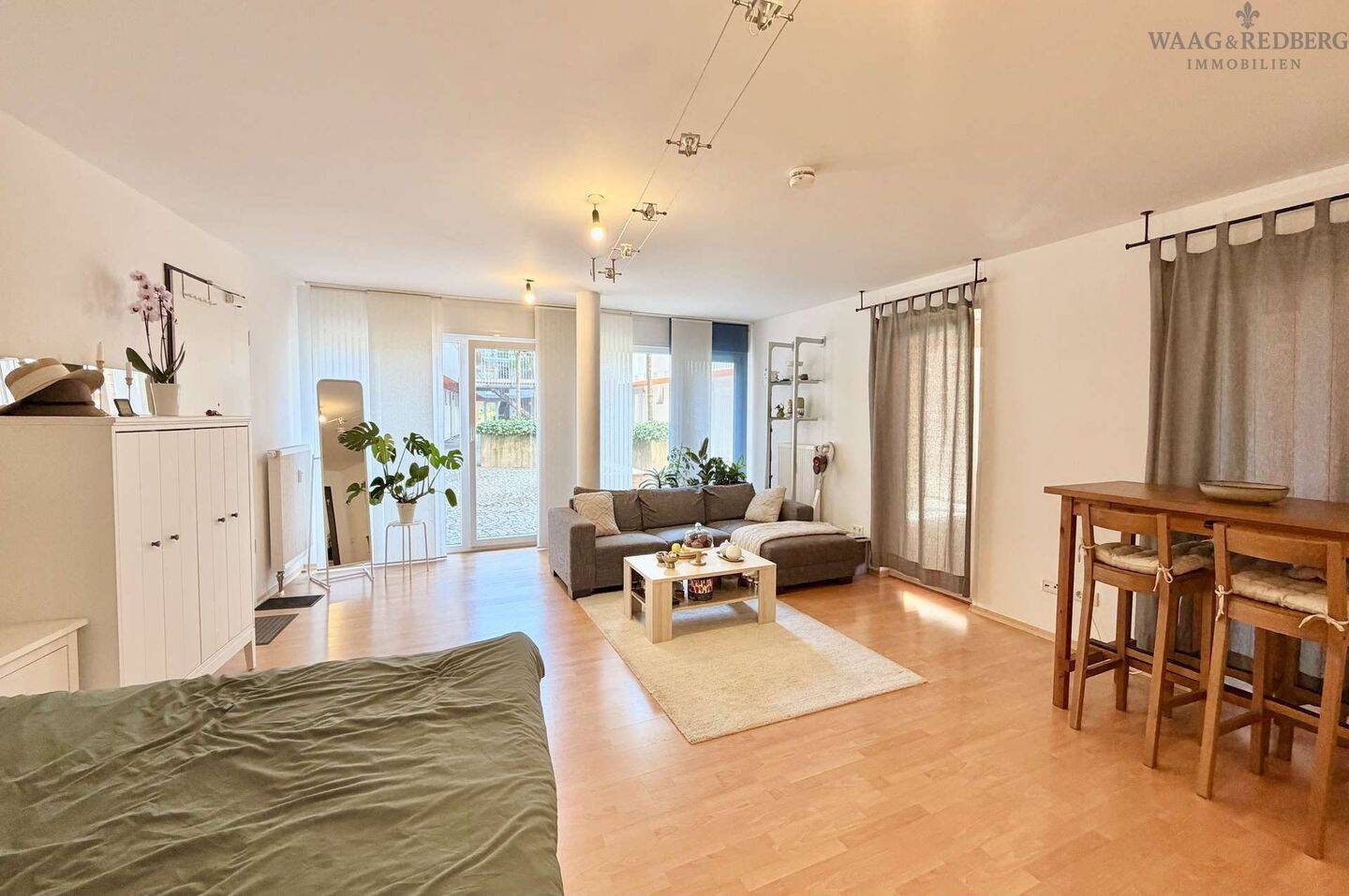 Zentrale Lage, angenehme Wohnruhe – helle 1-Zimmer-Einheit in Regensburg!, 93053 Regensburg (Galgenberg Kasernenviertel Kumpfmühl-Ziegetsdorf-Neuprüll Oberisling-Graß)