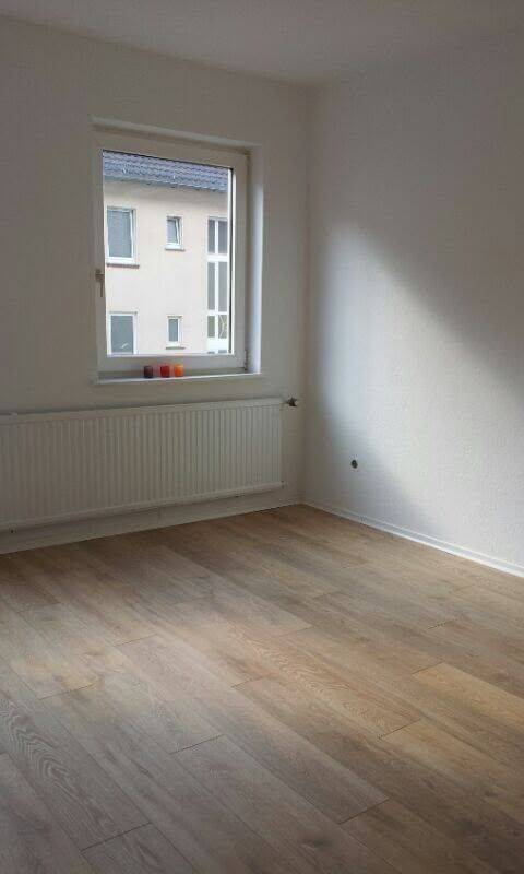 2 Zimmer Wohnung, Küche, Bad, ca. 52 qm, 34117 Kassel