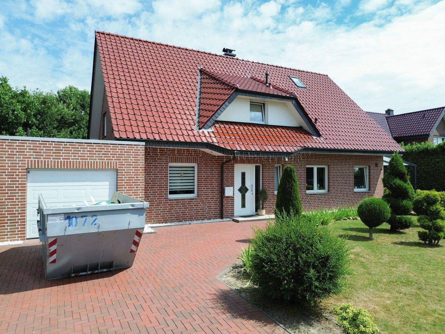 Mehrgenerationen oder solide Mieteinnahmen – Charmantes Einfamilienhaus mit Einliegerwohnung, 49201 Dissen am Teutoburger Wald