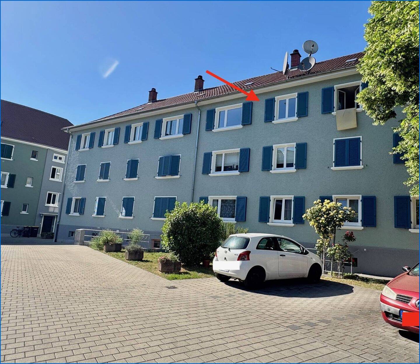 Bezugsfreie und attraktive 2 Zi.- Stadtwohnung im 2.OG mit Garage !, 78224 Singen (Hohentwiel)