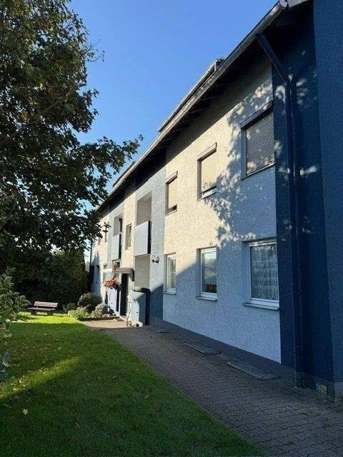 Bequem und sicher im 1. OG… mit Balkon und Kfz.-Stellplatz!, 44287 Dortmund (Aplerbeck Aplerbecker Mark Berghofen Schüren Sölde)