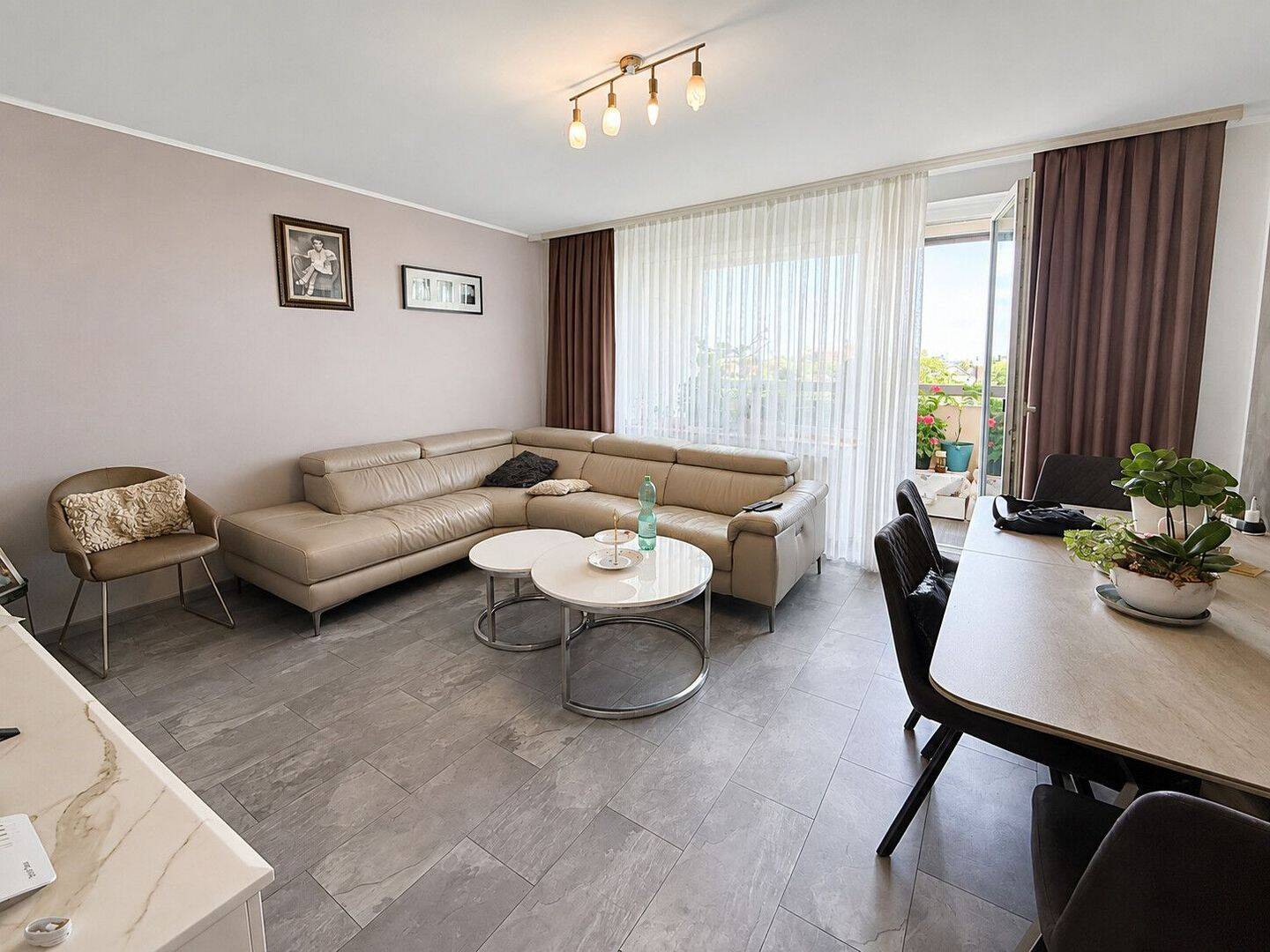Wohnen mit Aussicht – großzügige 3-Zimmer-Wohnung in Köln-Weidenpesch, 50737 Köln (Nippes Longerich Weidenpesch)