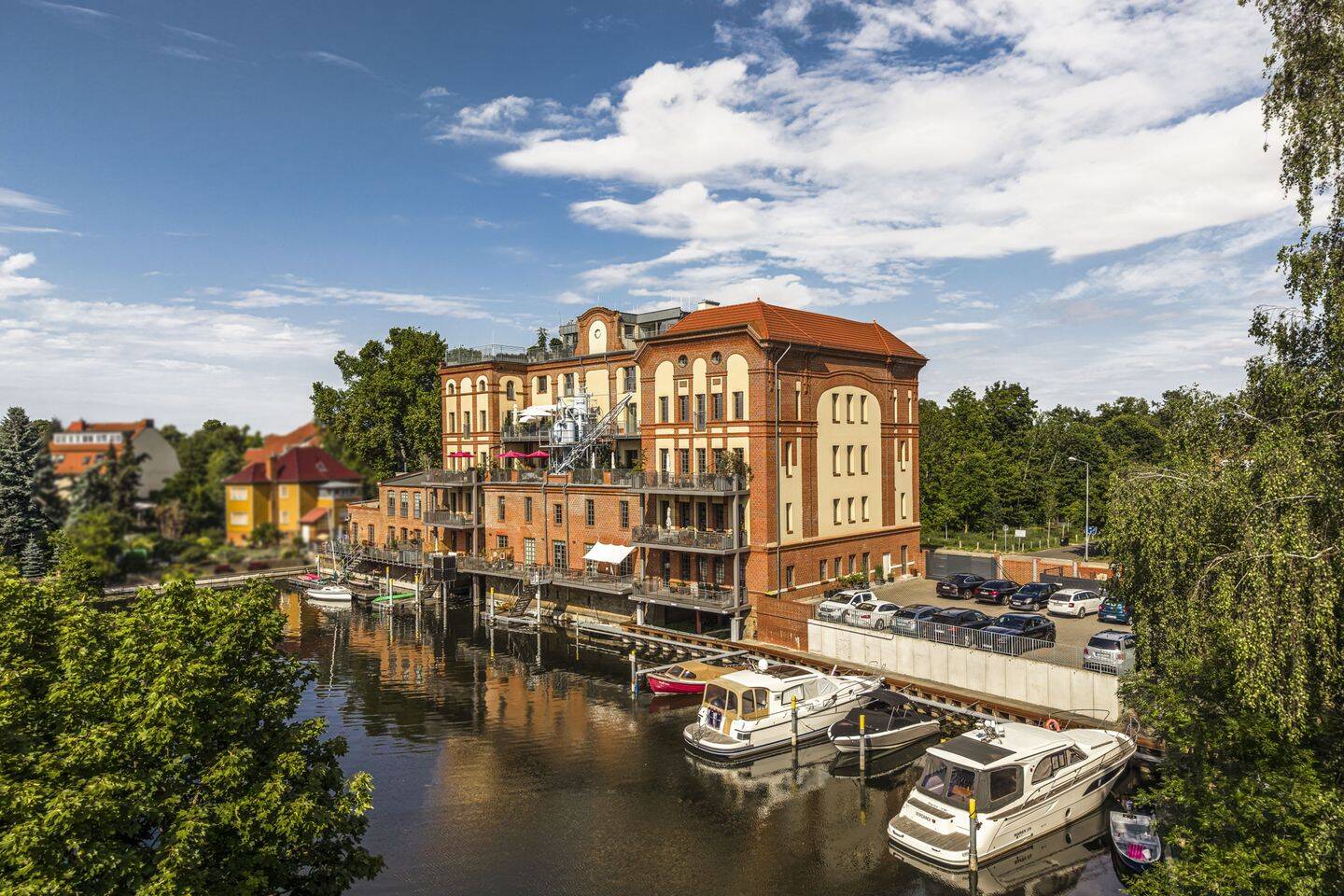 Waterfront Design-Loft mit Bootsliegeplatz im historischen Speicher, 14776 Brandenburg an der Havel