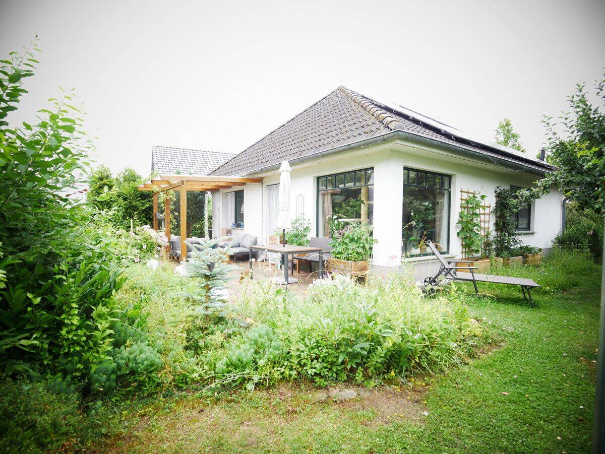 Charmanter Bungalow mit traumhaftem Garten in Bad Kleinen!, 23996 Bad Kleinen