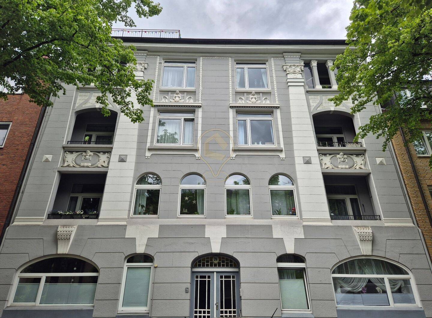 Vermietete Altbauwohnung mit Balkon, 22043 Hamburg (Wandsbek Jenfeld Marienthal Tonndorf)