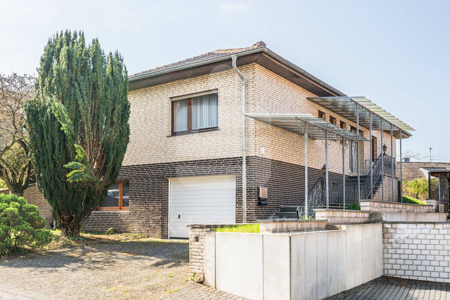 Schöner Bungalow in gefragter Lage von Waldorf!, 53332 Bornheim