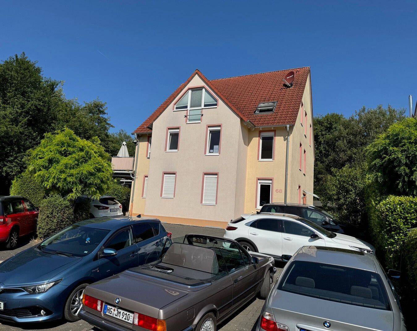 Top-Lage 2/3-Zi-Maisonette DG-Whg., Balkon, PKW-Stellpl., Bahn fußläufig, 61191 Rosbach v.d. Höhe