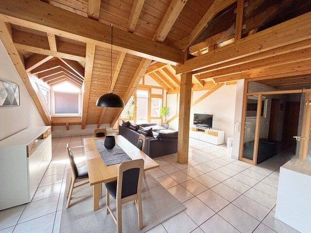*** TRAUMWOHNUNG MIT SICHTGEBÄLK – CHIC UND GEMÜTLICH ***, 73235 Weilheim an der Teck