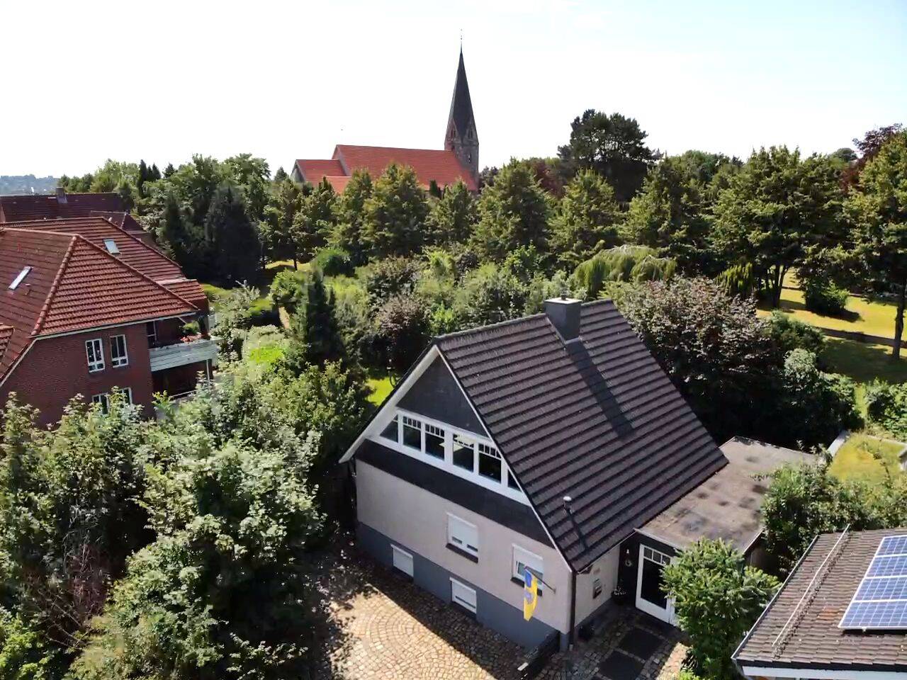 Familienfreundliches Einfamilienhaus – großzügig – mit zeitgemäßer Ausstattung in Eckernförde, 24340 Eckernförde