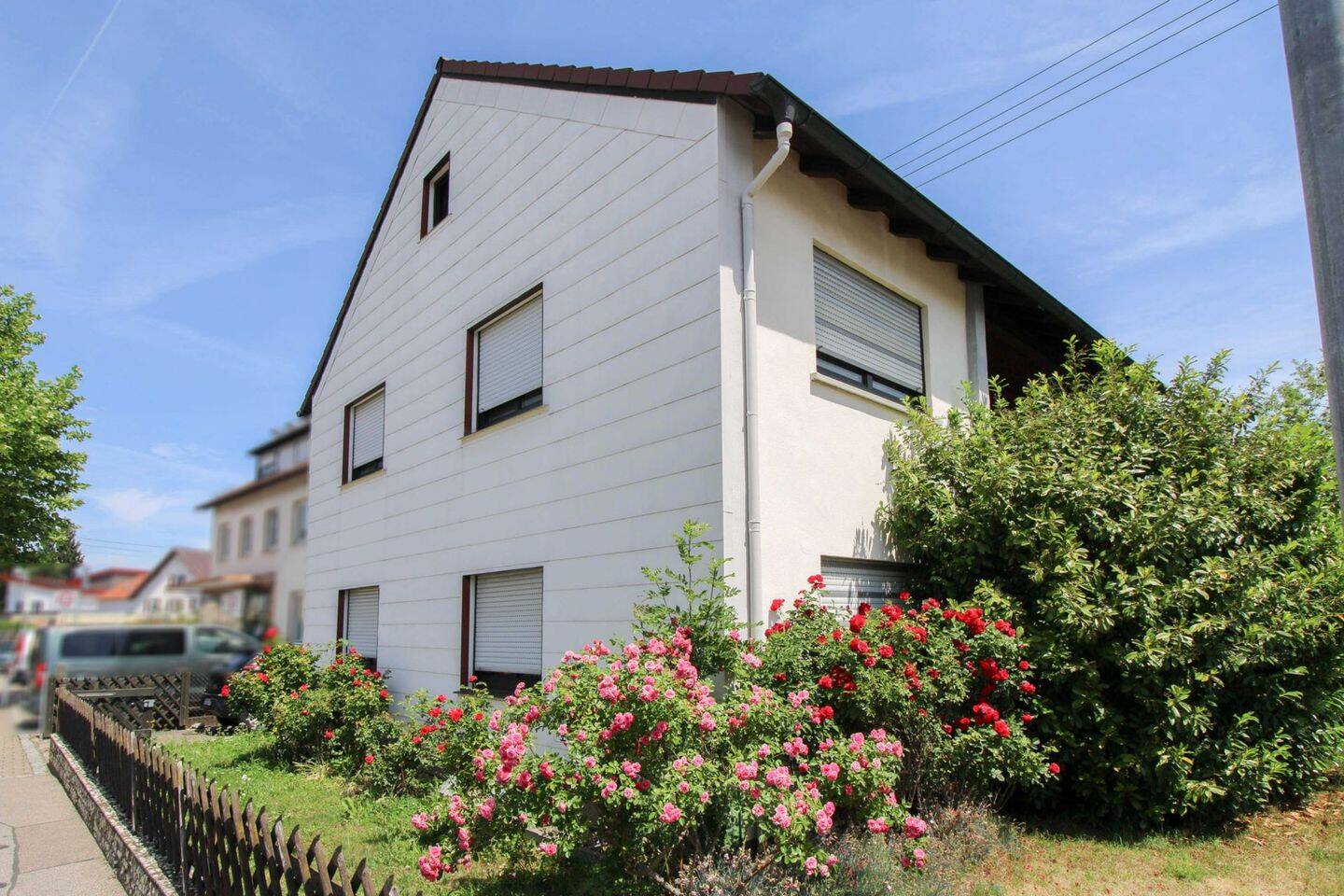 Schönes, großzügiges EFH mit idyllischem Garten und Gestaltungsmöglichkeit in Vöhringen, 89269 Vöhringen