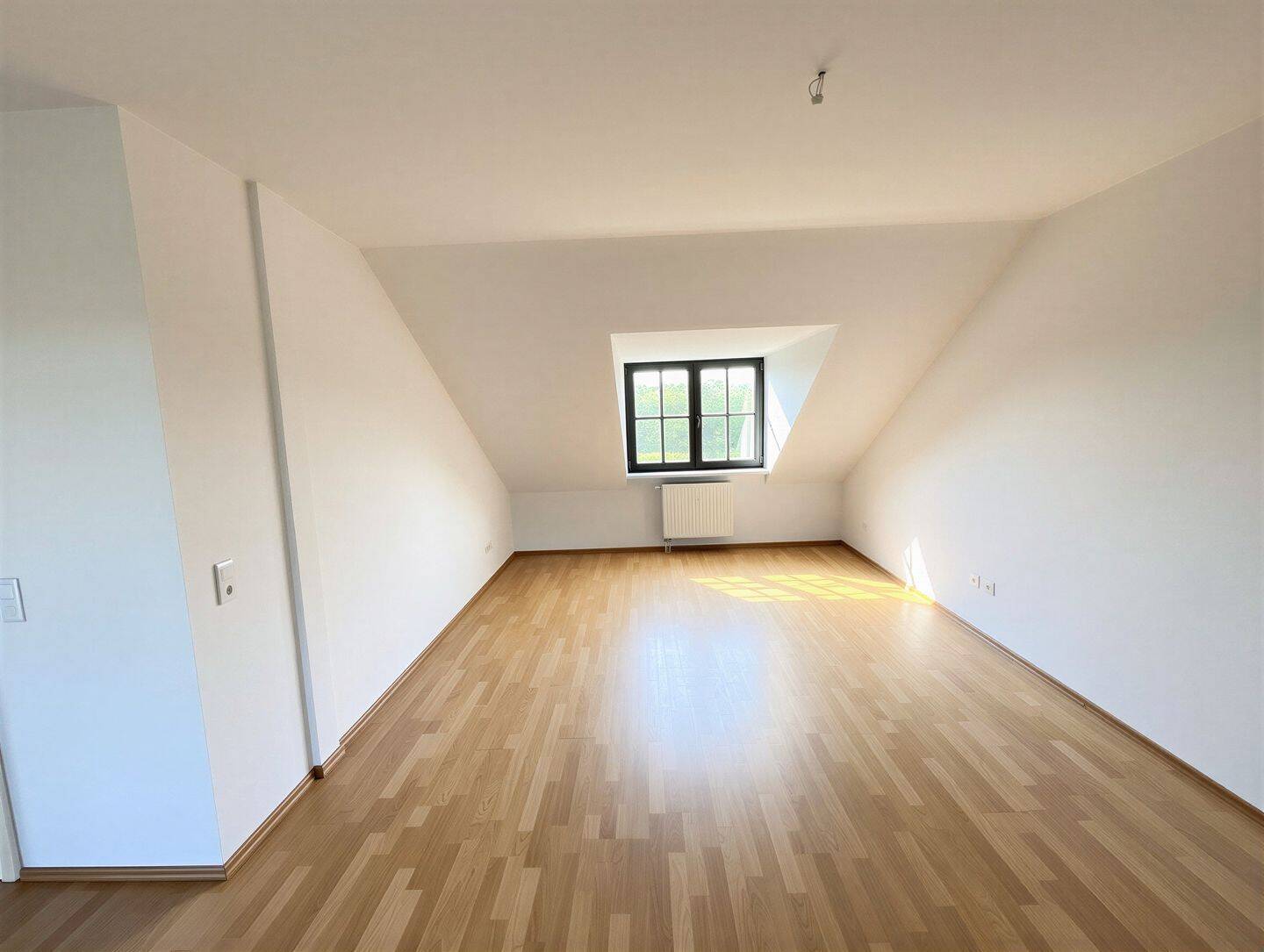 15.07.2026 16:00-18:00 Uhr – Offene Besichtigung in der Engeldorfer Straße 95, 50996 Köln, 50997 Köln (Rodenkirchen)