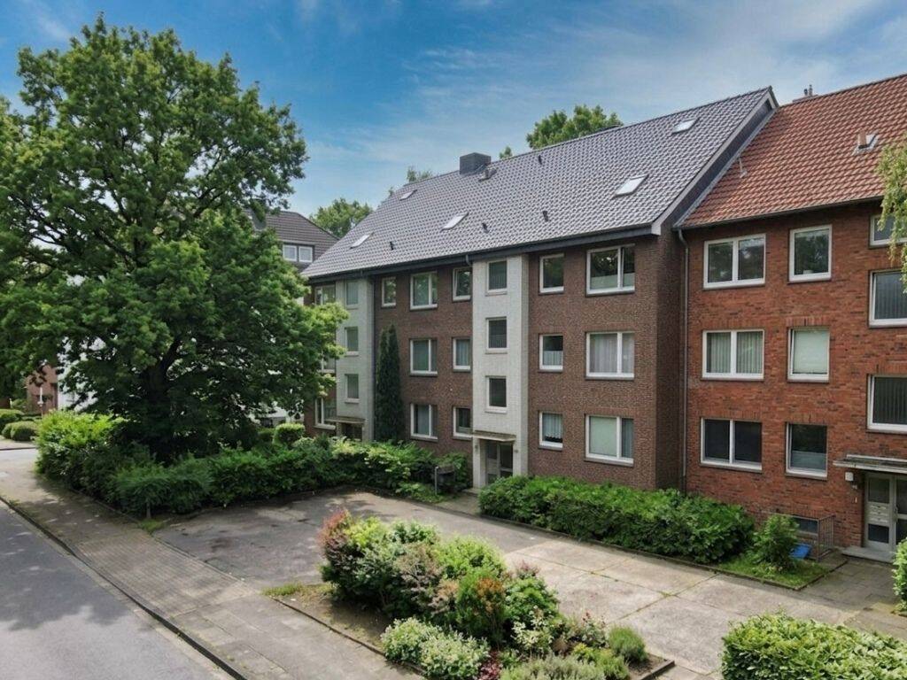 Mehrfamilienhaus mit Entwicklungspotenzial in Hamburg Rahlstedt, 22149 Hamburg (Wandsbek Rahlstedt Tonndorf)