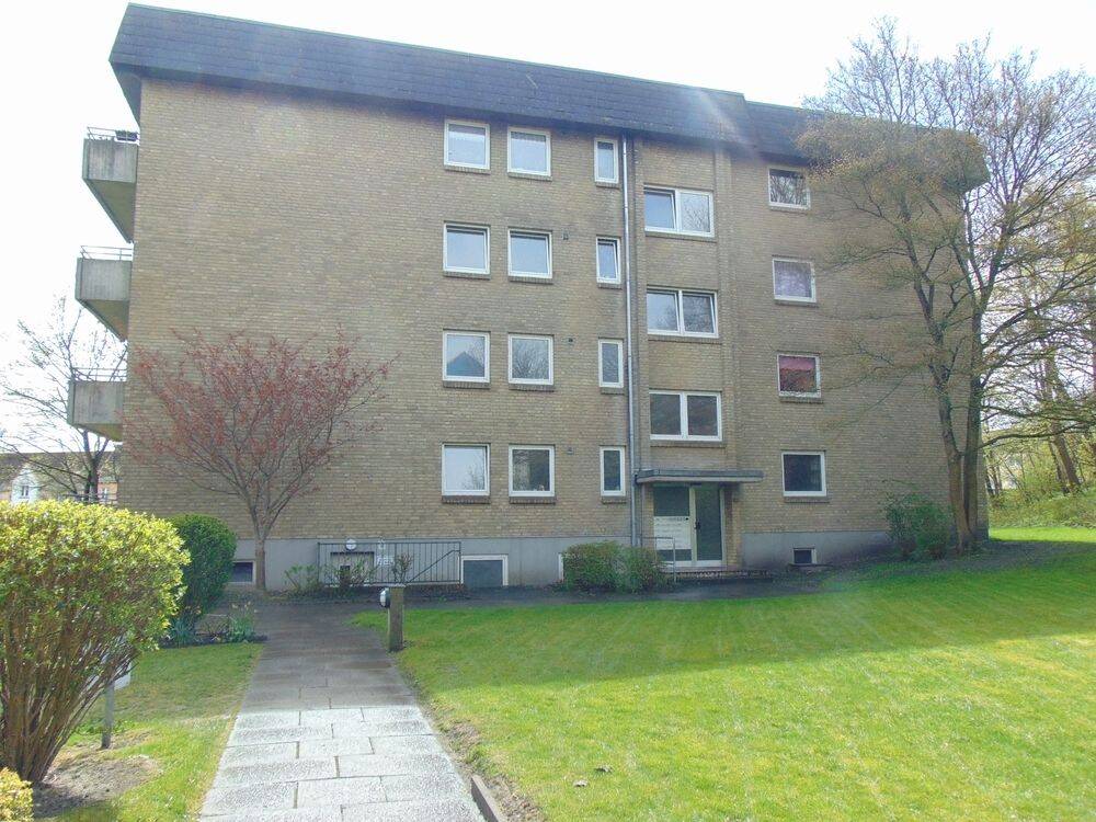 3,0-Zimmer- Wohnung, Bauer Landstraße 84, 3. OG links ! Bitte bewerben Sie sich online !, 24939 Flensburg (Altstadt Neustadt Nordstadt Westliche Höhe)