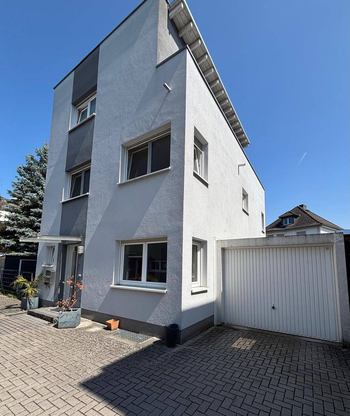 Einfamilienhaus zu vermieten, 63073 Offenbach am Main (Bieber)