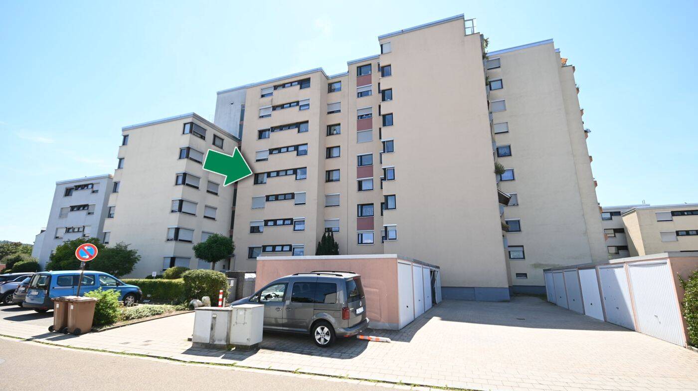 Großzügig, ruhig und mit viel Privatsphäre! Tolle 3-Zimmer-Wohnung in saniertem Mehrfamilienhaus, 92318 Neumarkt i.d. OPf.