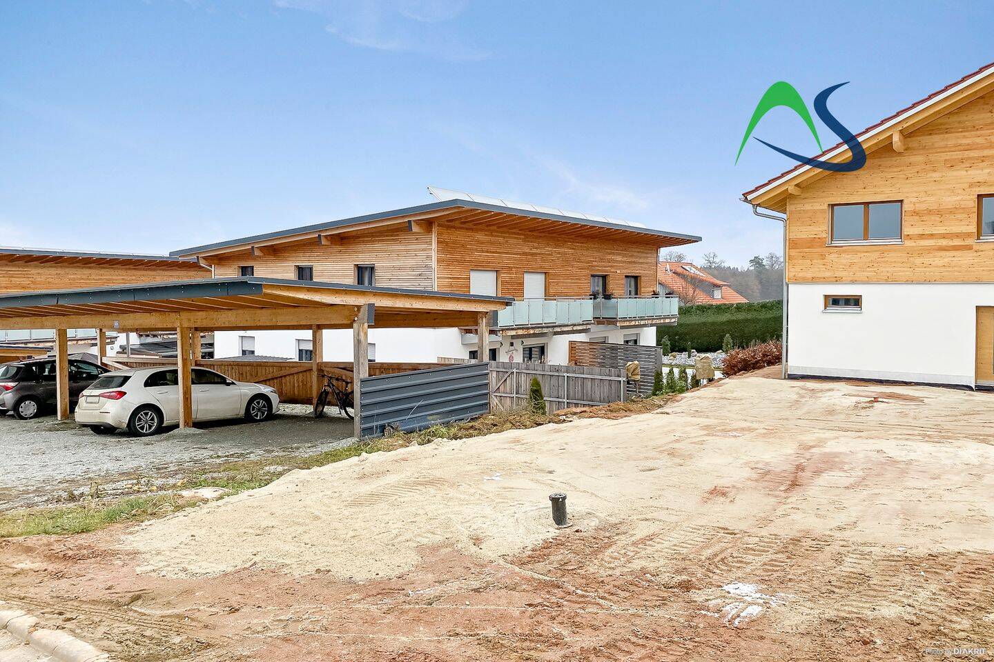 Helle, ideal geschnittene Dreizimmerwohnung mit großzügigem Balkon, 84066 Mallersdorf-Pfaffenberg