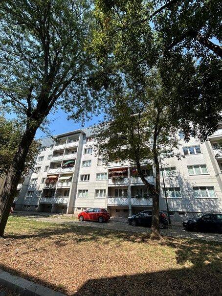 3-RWE mit Balkon, 6844 Dessau-Roßlau (Innenstadt Mildensee Waldersee)