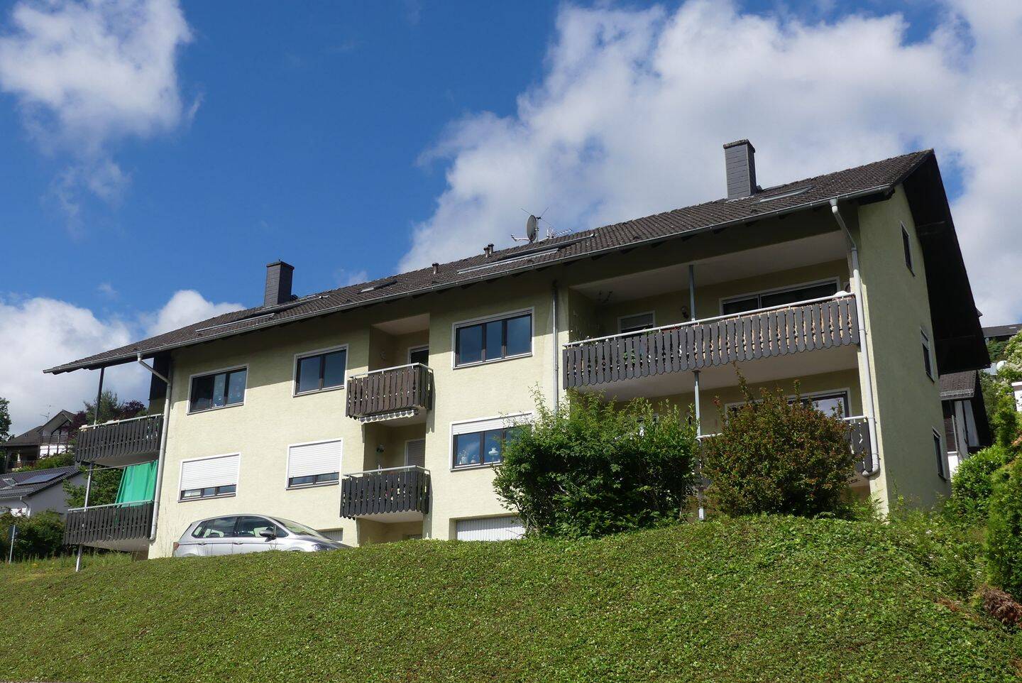 ***Unverbaute Fernsicht! 2 Zimmer Eigentumswohnung direkt in Erbach, in guter Wohnlage -sofort frei-***, 64711 Erbach
