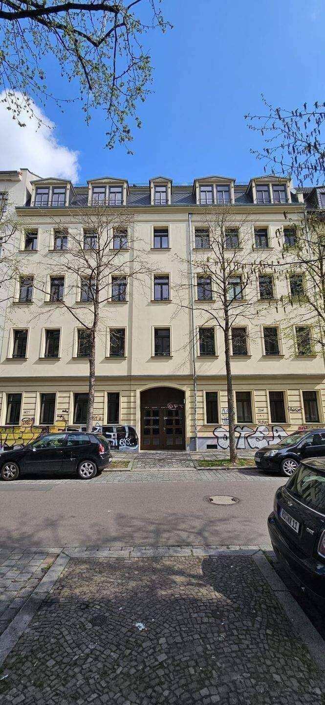 2-Raumwohnung mit Balkon, 4315 Leipzig (Neustadt-Neuschönefeld Sellerhausen-Stünz Volkmarsdorf)