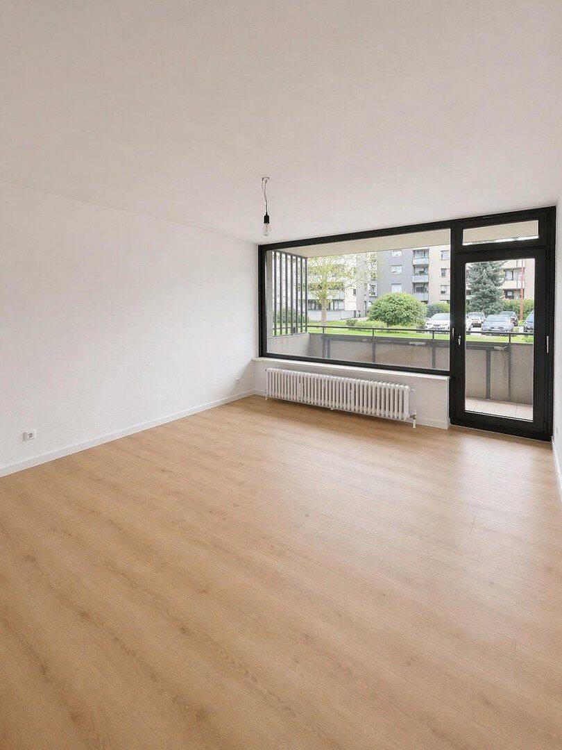 Erstbezug nach Sanierung – 3 Zimmer Wohnung am Schmölderpark, 41239 Mönchengladbach