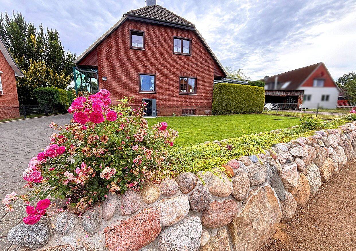 Modernes EFH in Brunsbek, 22946 Brunsbek