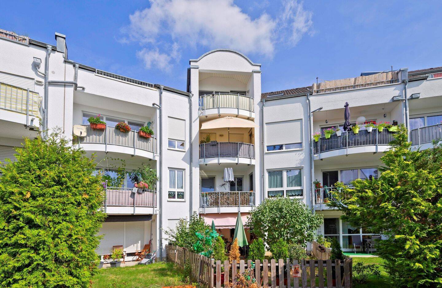 2-Zimmer-Wohnung mit Terrasse, eigenem Garten und TG-Stellplatz, 4158 Leipzig (Güterverkehrszentrum Lindenthal Lützschena-Stahmeln Wiederitzsch)