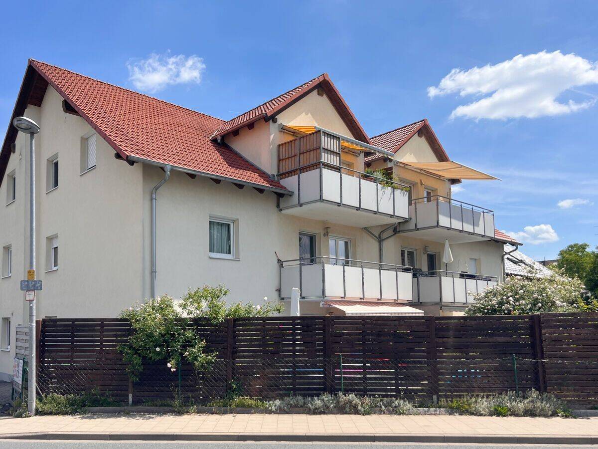 Mit Balkon und Garage! Helle 3-Zimmer-Eigentumswohnung in Forchheim, 91301 Forchheim