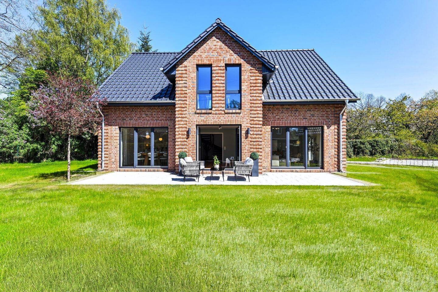 LOTTBEK LODGES – Energieeffizientes Einfamilienhaus im Grünen – Neubau – KfW 40, 22949 Ammersbek