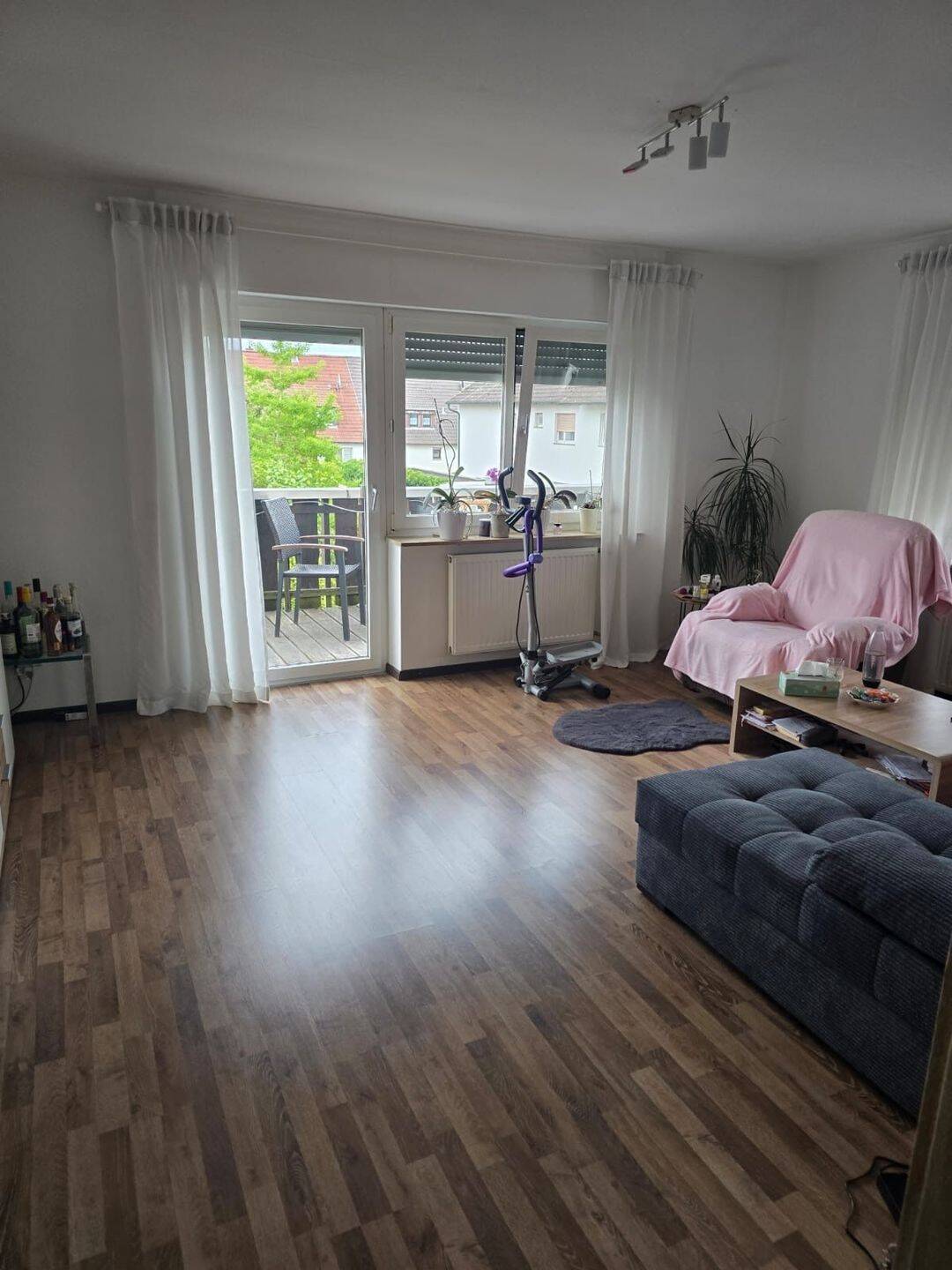 3-Zimmer-Wohnung mit 2 Balkonen und Parkplatz zu vermieten, 63762 Großostheim