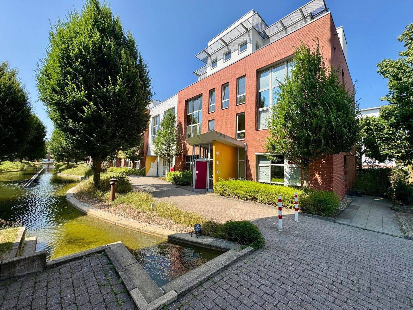 Eigentumswohnung im betreuten Wohnen in zentraler Lage von Nordhorn – vermietete 3-Zimmer-Eigentumswohnung mit Tiefgaragenstellplatz, 48529 Nordhorn