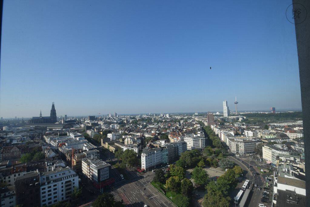 Traumblick über die Stadt-möbliertes Großraumapartment im Ringturm, 50668 Köln (Innenstadt-Nord Altstadt-Nord Neustadt-Nord)