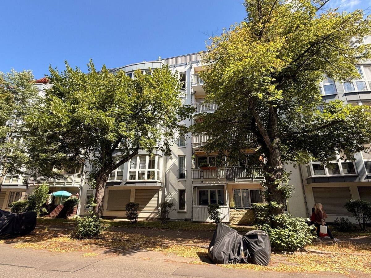 // Single-Apartment mit neuer EBK // sofort frei, 4249 Leipzig (Großzschocher Hartmannsdorf-Knautnaundorf Knautkleeberg-Knauthain Lausen-Grünau)