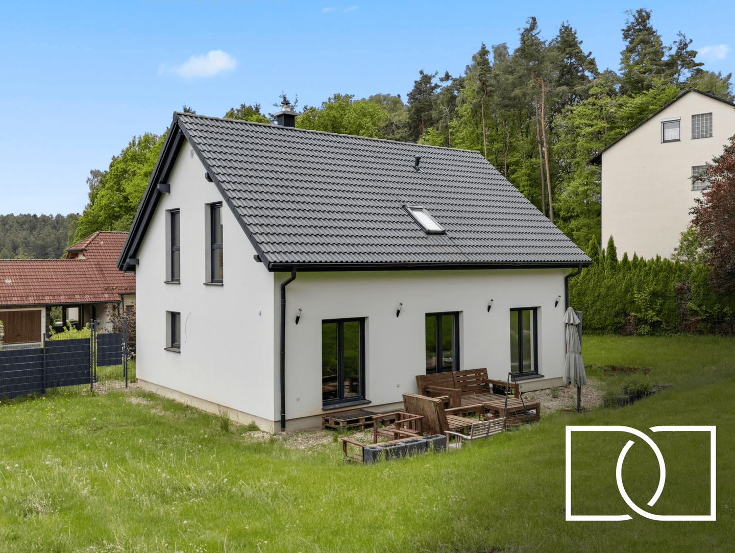 Bezugsfertiger Neubau! Energieeffizientes Einfamilienhaus mit großem Garten in ruhiger Lage, 95473 Creußen