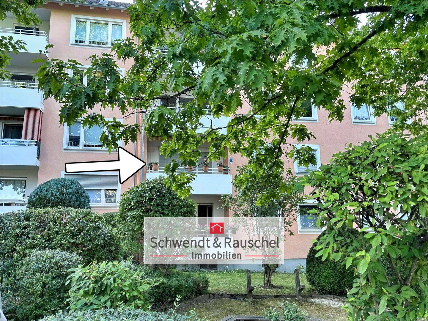 Vermietete 4-Zimmer-Wohnung mit viel Komfort in Friedrichsdorf, 61381 Friedrichsdorf