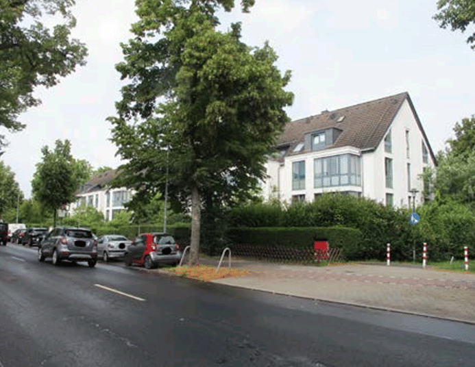 Schöne Erdgeschoss-Eigentumswohnung mit Terrasse, Gartenfläche und zwei Tiefgaragenstellplätzen in gefragter Lage in 40489 Düsseldorf-Kaiserswerth, 40489 Düsseldorf (Angermund Kaiserswerth Kalkum Lohausen Wittlaer)