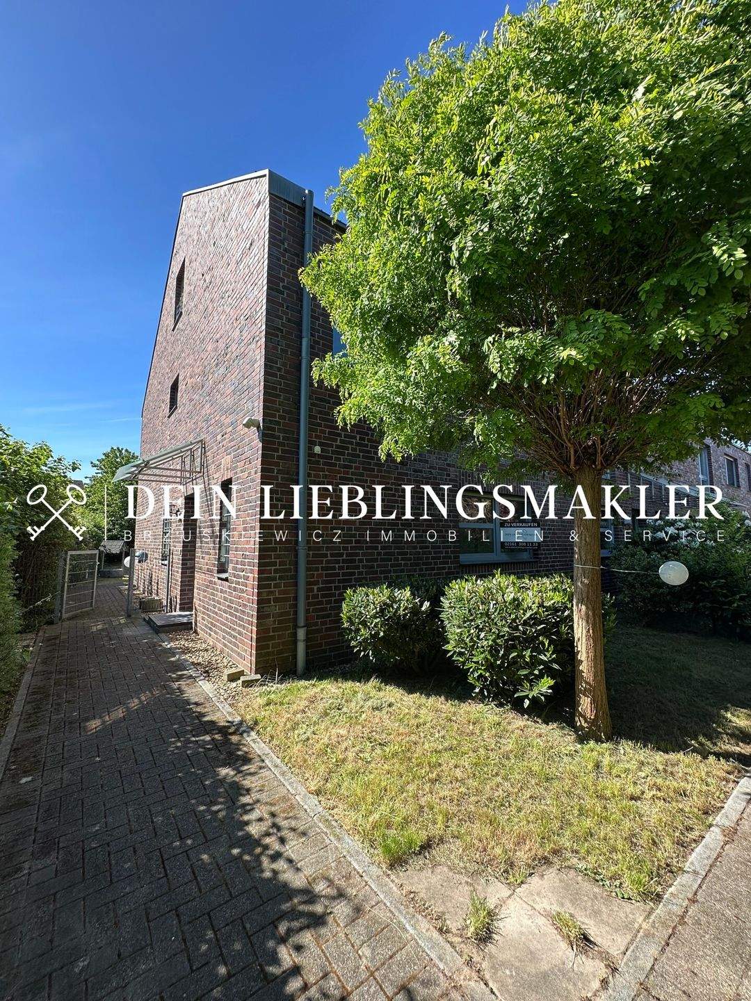 FAMILIENFREUNDLICHES REIHENENDHAUS MIT SONNENGARTEN UND IDEALER ANBINDUNG IN MG-LÜRRIP! – Mönchengladbach – Bild 1 von 4