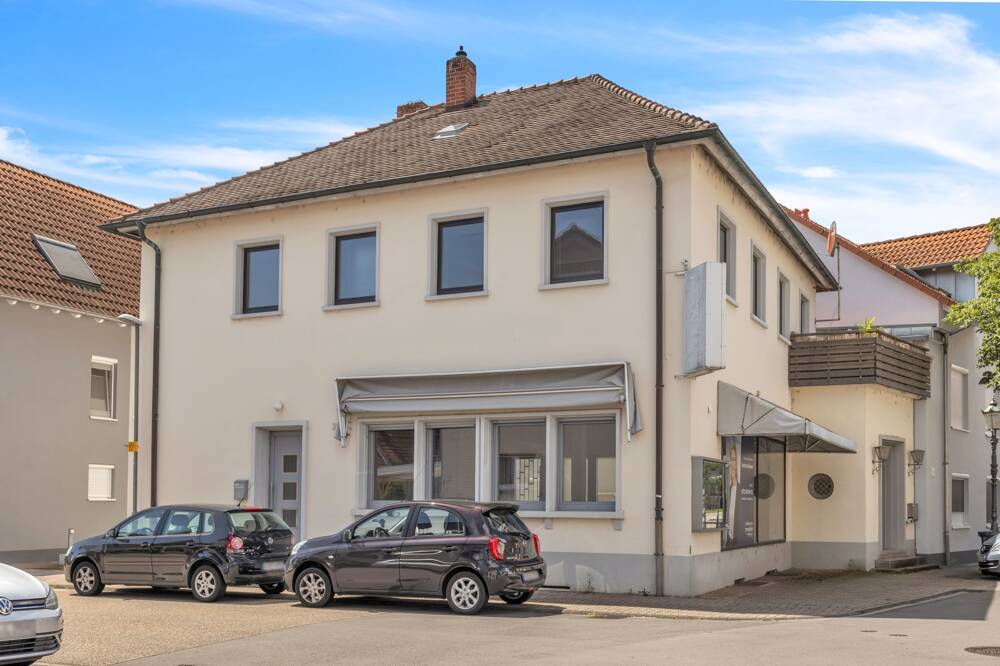 Wohnen & Arbeiten vereint: 2-Zimmer-Wohnung plus 130,9 m² Gewerbefläche in Eggenstein-Leopoldshafen, 76344 Eggenstein-Leopoldshafen