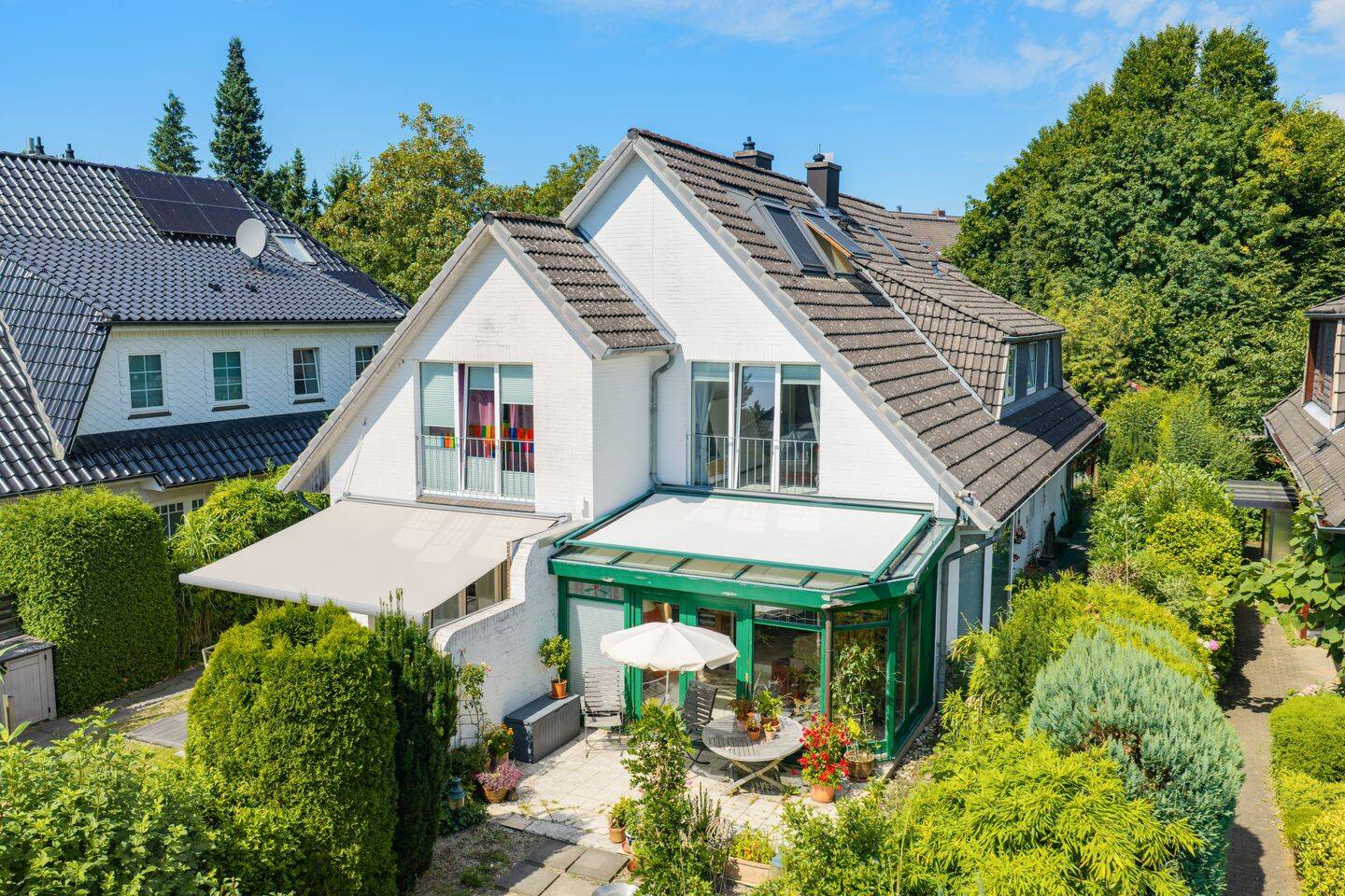 Familienfreundliche Doppelhaushälfte mit Wintergarten in Wellingsbüttel, 22391 Hamburg (Wandsbek)