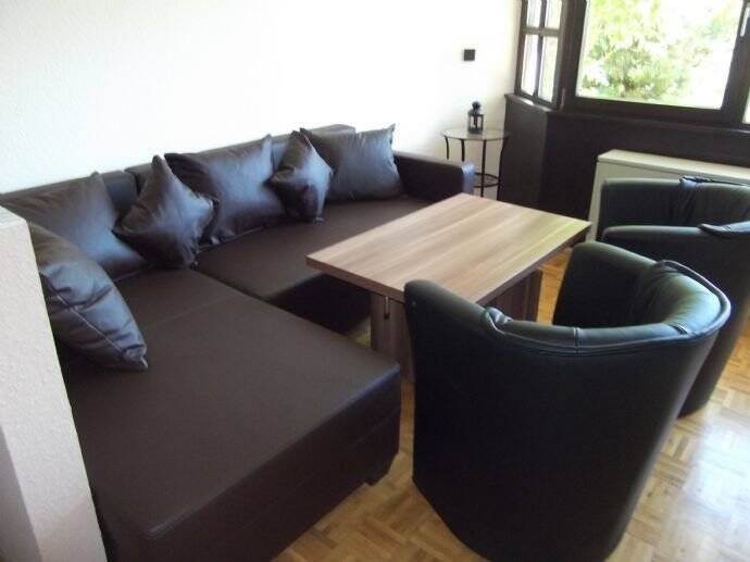 Preiswerte 1-Zimmer-EG-Wohnung mit Terrasse und EBK in Schönwald im Schwarzwald, 78141 Schönwald im Schwarzwald