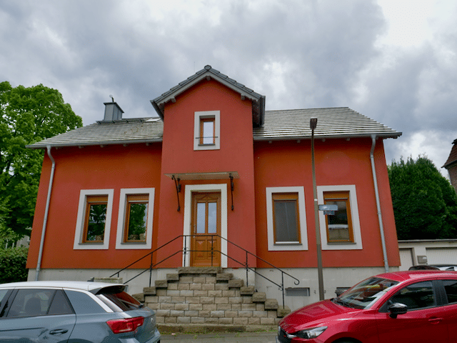 Charmantes Fachwerkhaus mit zwei Wohneinheiten, drei Garagen & Garten in Dortmund Körne, 44143 Dortmund (Brackel Körne Mitte Schüren Wambel)