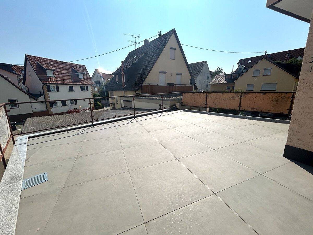 „Wohnen im familienfreundlichen Filderstadt“ Gepflegte 4 Zi.-Wohnung mit Terrasse, und Stellplatz!, 70794 Filderstadt