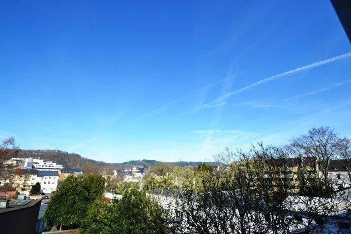 Trier-Zentrum im 2. Obergeschoss (ohne Aufzug) / 3 ZKB-Wohnung / Einbauküche / Überdachter Balkon, 54290 Trier (Innenstadt Trier-Süd)