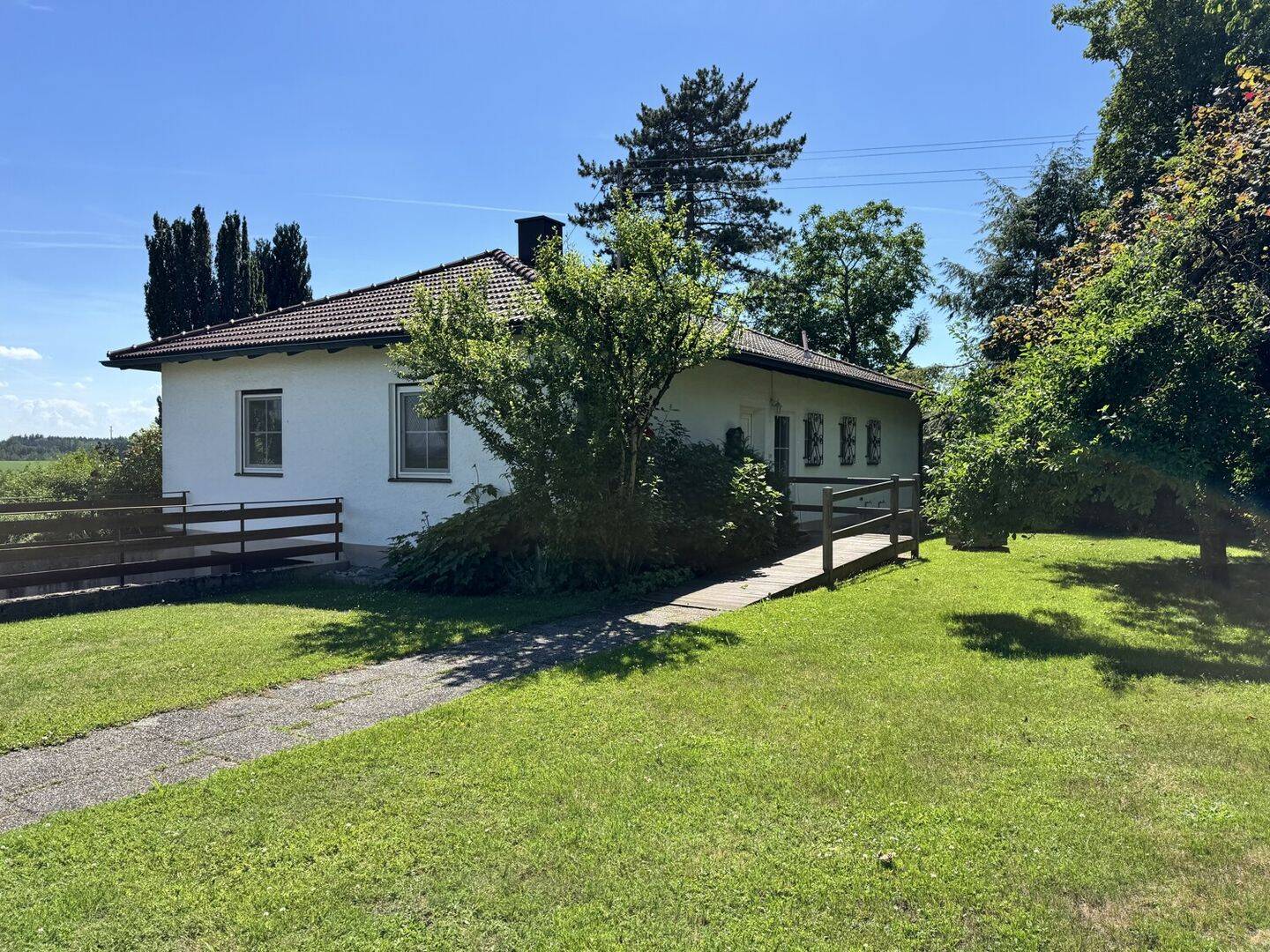 Bungalow zur Miete mit traumhaftem Garten und herrlicher Fernsicht, 84494 Lohkirchen