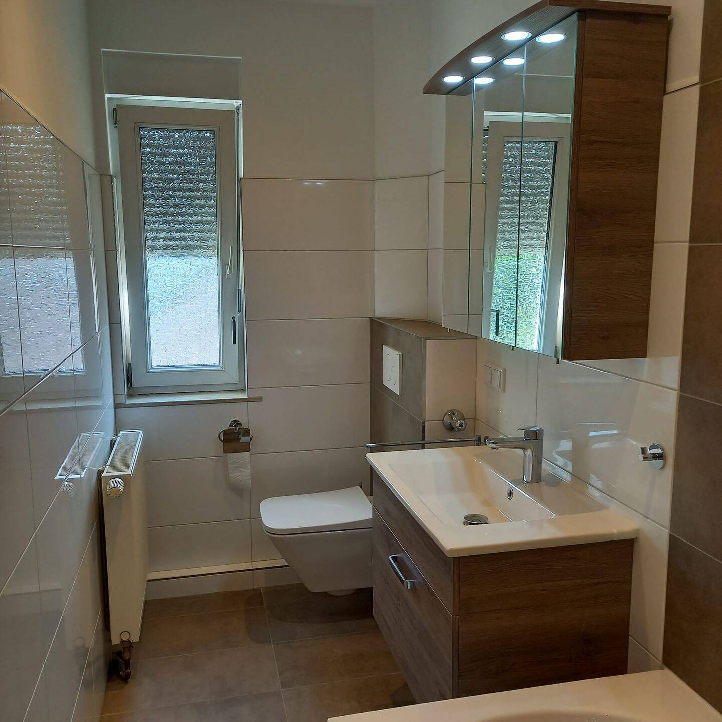 Schöne 2-Zimmer-Wohnung in attraktiver Lage und einem ruhigen 4 Parteienhaus – ideal für Paare oder kleine Haushalte, 90480 Nürnberg (Gleißhammer Mögeldorf Tiergarten Weichselgarten Zerzabelshof)