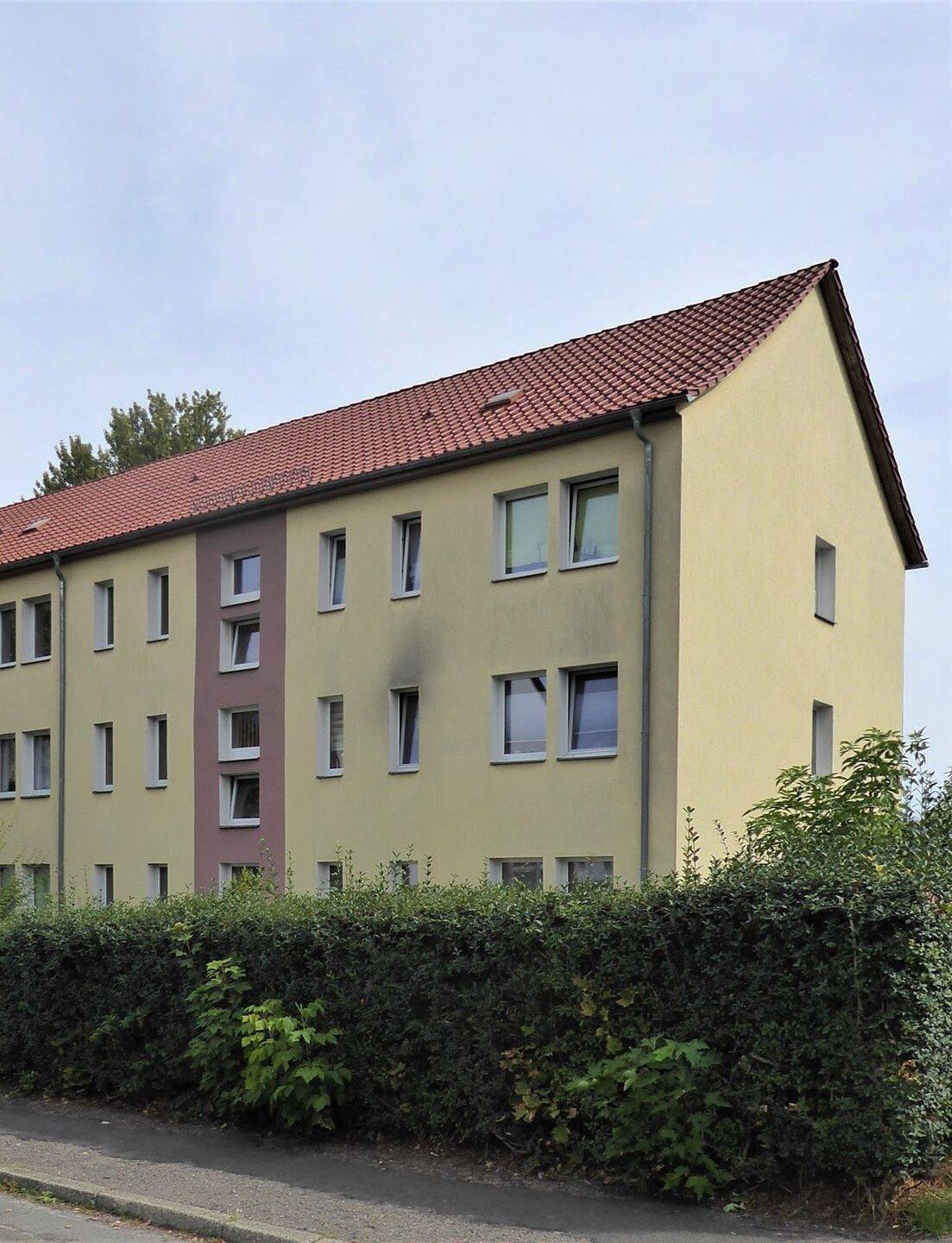 Biete Blick ins Grüne vom Balkon. – 6246 Bad Lauchstädt – Bild 1 von 1